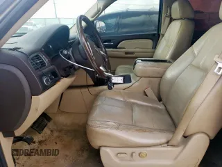2007 GMC Yukon Denali с VIN 1GKFK63897J176451, выставлен на аукционе Copart как лот 59984905 с пробегом 175 974 миль миль и Чистый • Clean title. История ставок и продаж доступна на DreamBid. Изображение 7.