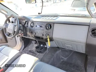 2015 Ford F-250 XLT with VIN 1FT7X2AT2FEB61007, listed as a IAAI auction lot 42663794 with 303,185 mi miles and . Bid and sale history available at DreamBid. Image 18.