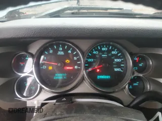 2008 GMC Sierra 1500 SLE1 z VIN 3GTEC13J98G240517, wystawiony jako Copart lot #47937685 z przebiegiem 235 880 mil mil oraz Nie do naprawy. Historia ofert i sprzedaży dostępna na DreamBid. Obrazek 9.