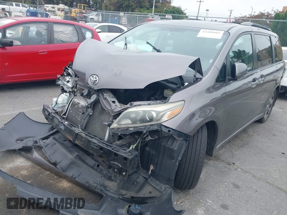 2017 Toyota Sienna SE with VIN 5TDXZ3DC9HS809810, listed as a IAAI auction lot 42404905 with 119,750 mi miles and . Bid and sale history available at DreamBid. Image 17.
