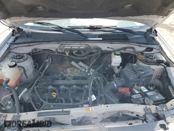 2011 Ford Escape XLS with VIN 1FMCU9C74BKC30951, listed as a Copart auction lot 57912165 with 159,079 mi miles and Salvage title. Bid and sale history available at DreamBid. Image 12.