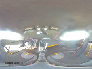 2017 McLaren 570S z VIN SBM13DAA3HW003517, wystawiony jako Copart lot #37948714 z przebiegiem 7587 mil mil oraz . Historia ofert i sprzedaży dostępna na DreamBid. Obrazek 12.