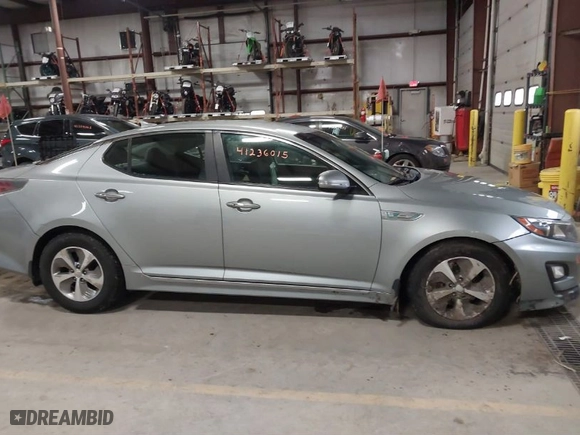 2014 Kia Optima Hybrid LX with VIN KNAGM4AD4E5068904, listed as a IAAI auction lot 41236015 with NaN miles. Bid and sale history available at carsss.com. Image 13.