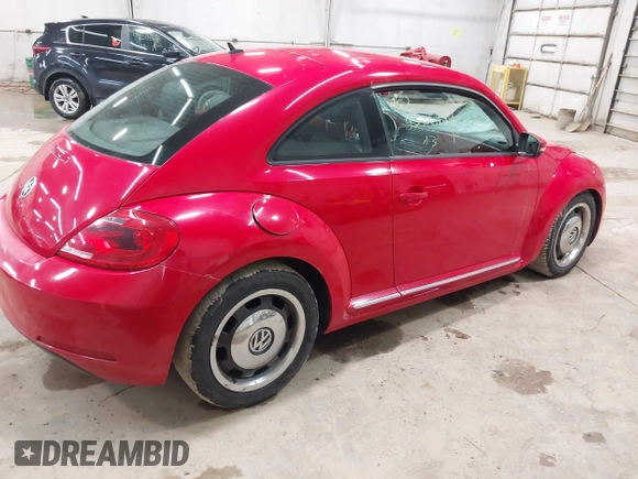 2013 Volkswagen Beetle 2.5L with VIN 3VWJP7AT3DM606135, listed as a IAAI auction lot 42006924 with 78,534 mi miles and . Bid and sale history available at DreamBid. Image 4.