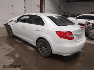 2012 Suzuki Kizashi SE with VIN JS2RF9A36C6101148, listed as a IAAI auction lot 41471932 with 88,493 mi miles. Bid and sale history available at carsss.com. Image 3.