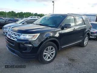2018 Ford Explorer XLT z VIN 1FM5K8D85JGC21810, wystawiony jako IAAI lot #42269512 z przebiegiem 68 533 mil mil oraz . Historia ofert i sprzedaży dostępna na DreamBid. Obrazek 17.