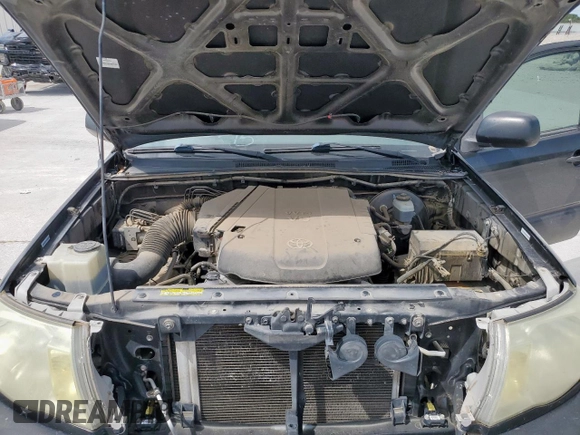 2005 Toyota Tacoma PreRunner с VIN 5TEKU72N25Z104477, выставлен на аукционе Copart как лот 52898405 с пробегом 183 619 миль миль и Списание • Salvage title. История ставок и продаж доступна на DreamBid. Изображение 12.