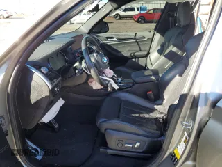 2020 BMW X3 M Competition z VIN 5YMTS0C09L9B09814, wystawiony jako Copart lot #39846534 z przebiegiem Nie podano mil oraz . Historia ofert i sprzedaży dostępna na DreamBid. Obrazek 7.