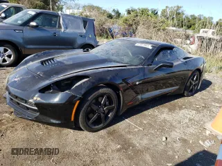 2015 Chevrolet Corvette 1LT with VIN 1G1YB2D71F5117705, listed as a Copart auction lot 67867883 with 77,802 mi miles. Bid and sale history available at carsss.com. Image 1.