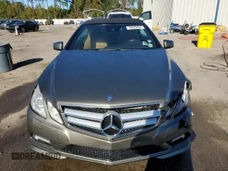 2011 Mercedes-Benz E-Class E 550 with VIN WDDKK7CF1BF043196, listed as a Copart auction lot 76523434 with 0 mi miles and Salvage Title. Bid and sale history available at carsss.com. Image 5.