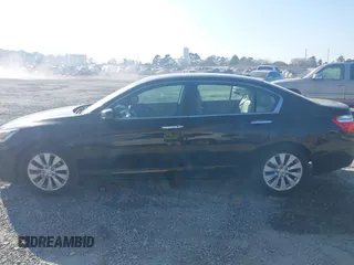 2013 Honda Accord Sdn EX-L with VIN 1HGCR2F85DA147590, listed as a IAAI auction lot 41532019 with 166,433 mi miles. Bid and sale history available at carsss.com. Image 14.