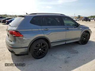 2022 Volkswagen Tiguan SE R-Line Black with VIN 3VVCB7AX6NM081880, listed as a Copart auction lot 54102735 with 52,010 mi miles and Salvage Title. Bid and sale history available at DreamBid. Image 3.
