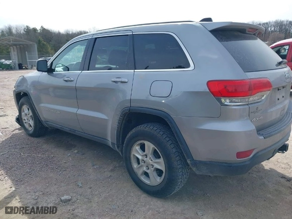 2014 Jeep Grand Cherokee Laredo with VIN 1C4RJFAG7EC243121, listed as a IAAI auction lot 41925695 with 147,999 mi miles. Bid and sale history available at carsss.com. Image 3.