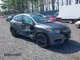 2022 Honda HR-V Sport with VIN 3CZRU6H16NM775705, listed as a IAAI auction lot 42024805 with Not Provided miles. Bid and sale history available at carsss.com. Image 1.