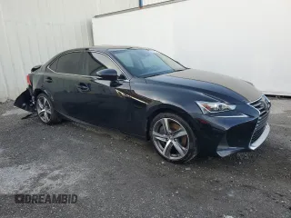 2020 Lexus IS 300 z VIN JTHDA1D28L5107545, wystawiony jako Copart lot #63465345 z przebiegiem 77 069 mil mil oraz Szkoda całkowita • Salvage title. Historia ofert i sprzedaży dostępna na DreamBid. Obrazek 4.