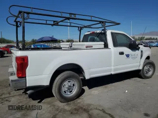 2021 Ford Super Duty F-250 SRW XL with VIN 1FTBF2A64MED45630, listed as a Copart auction lot 73514804 with 30,341 mi miles and Salvage Title. Bid and sale history available at carsss.com. Image 3.