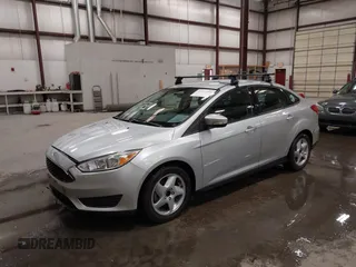 2015 Ford Focus SE with VIN 1FADP3F28FL231684, listed as a IAAI auction lot 41914284 with 100,195 mi miles. Bid and sale history available at carsss.com. Image 17.
