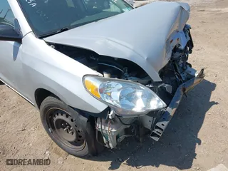 2006 Toyota Matrix STD with VIN 2T1KR32E06C589607, listed as a IAAI auction lot 42040471 with 244,600 mi miles. Bid and sale history available at carsss.com. Image 11.