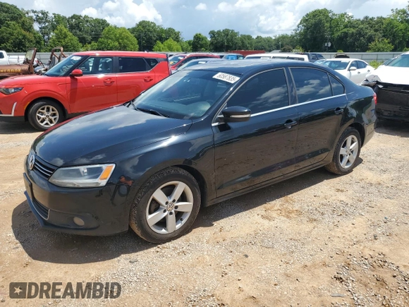 2012 Volkswagen Jetta TDI w/Premium & Nav with VIN 3VWLL7AJ7CM367139, listed as a Copart auction lot 60587835 with 238,919 mi miles and Clean title. Bid and sale history available at DreamBid. Image 1.