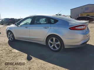 2013 Ford Fusion SE with VIN 3FA6P0HR0DR241965, listed as a Copart auction lot 89146685 with 86,490 mi miles and Clean Title. Bid and sale history available at carsss.com. Image 2.