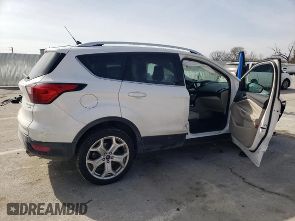 2019 Ford Escape Titanium with VIN 1FMCU9J94KUC03970, listed as a Copart auction lot 47256135 with 33,744 mi miles and Salvage Title. Bid and sale history available at carsss.com. Image 3.