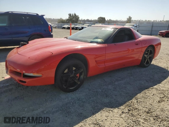 2001 Chevrolet Corvette with VIN 1G1YY22G815100474, listed as a Copart auction lot 73647154 with 0 mi miles and Salvage Title. Bid and sale history available at carsss.com. Image 1.