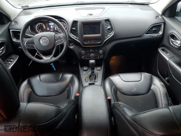 2019 Jeep Cherokee Altitude z VIN 1C4PJMLX6KD415525, wystawiony jako Copart lot #59932625 z przebiegiem 94 267 mil mil oraz Szkoda całkowita • Salvage title. Historia ofert i sprzedaży dostępna na DreamBid. Obrazek 8.