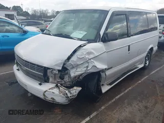 1998 Chevrolet Astro with VIN 1GNDM19W4WB103476, listed as a IAAI auction lot 41735080 with 210,293 mi miles. Bid and sale history available at carsss.com. Image 6.