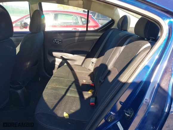 2019 Nissan Versa Sedan SV with VIN 3N1CN7AP3KL835375, listed as a IAAI auction lot 40753060 with 102,777 mi miles. Bid and sale history available at carsss.com. Image 8.