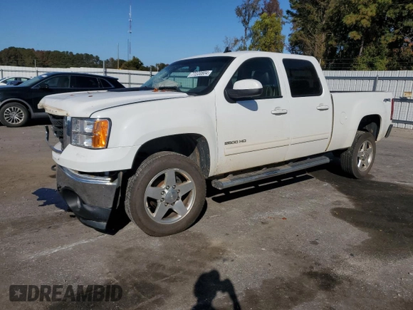 2011 GMC Sierra 2500HD SLT с VIN 1GT121C8XBF145553, выставлен на аукционе Copart как лот 77220804 с пробегом 414 257 миль миль и Списание • Salvage title. История ставок и продаж доступна на DreamBid. Изображение 1.