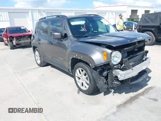 2017 Jeep Renegade Latitude with VIN ZACCJABB4HPG18717, listed as a IAAI auction lot 41998081 with 86,754 mi miles. Bid and sale history available at carsss.com. Image 1.