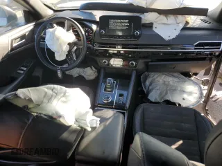 2023 Mitsubishi Outlander SE z VIN JA4J3UA81PZ031071, wystawiony jako Copart lot #42016205 z przebiegiem 40 627 mil mil oraz Szkoda całkowita • Salvage title. Historia ofert i sprzedaży dostępna na DreamBid. Obrazek 8.