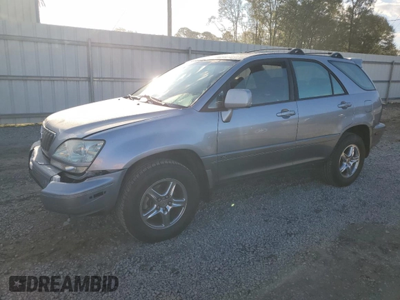 2001 Lexus RX 300 with VIN JTJGF10U010095633, listed as a Copart auction lot 79744634 with 186,324 mi miles and Salvage Title. Bid and sale history available at carsss.com. Image 1.