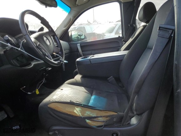 2013 Chevrolet Silverado 1500 LT with VIN 1GCRCSEA0DZ235270, listed as a Copart auction lot 46988155 with 262,509 mi miles and Salvage Title. Bid and sale history available at carsss.com. Image 7.