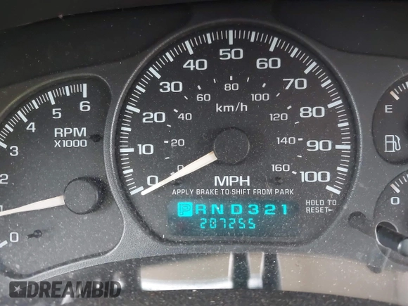 2002 Chevrolet Suburban Z71 with VIN 3GNFK16Z42G138355, listed as a IAAI auction lot 41691463 with 207,255 mi miles. Bid and sale history available at carsss.com. Image 15.