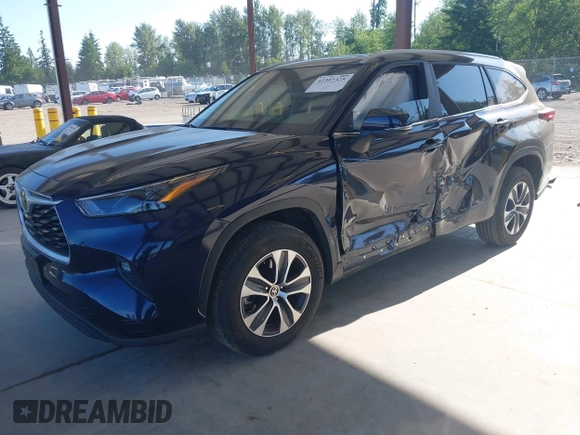 2023 Toyota Highlander L with VIN 5TDKDRAH3PS526958, listed as a IAAI auction lot 42397325 with 10,430 mi miles and . Bid and sale history available at DreamBid. Image 18.