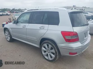 2011 Mercedes-Benz GLK 350 with VIN WDCGG5GB5BF574800, listed as a IAAI auction lot 41937786 with 61,521 mi miles and . Bid and sale history available at DreamBid. Image 3.