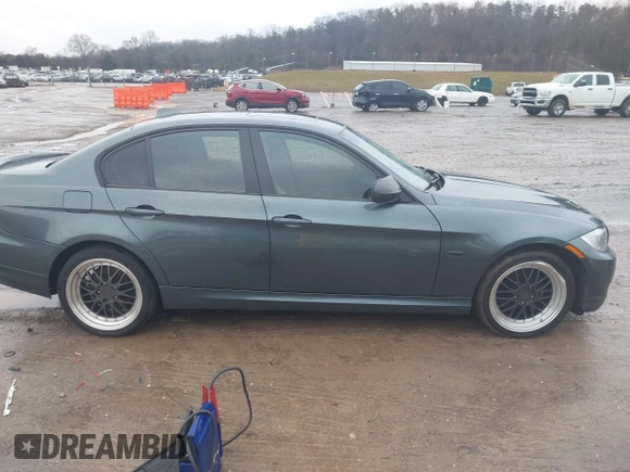 2010 BMW 3 Series 328i with VIN WBAPH7G54ANM50995, listed as a IAAI auction lot 41576910 with Not Provided miles and . Bid and sale history available at carsss.com. Image 13.