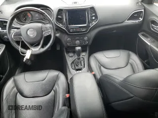 2019 Jeep Cherokee Overland с VIN 1C4PJMJN6KD174101, выставлен на аукционе Copart как лот 63122515 с пробегом 60 405 миль миль и Списание • Salvage title. История ставок и продаж доступна на DreamBid. Изображение 8.