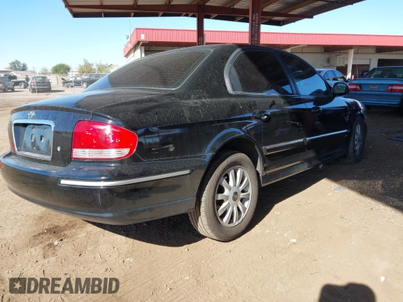 2005 Hyundai Sonata GLS with VIN KMHWF35H65A102053, listed as a IAAI auction lot 41690771 with 160,067 mi miles. Bid and sale history available at carsss.com. Image 4.