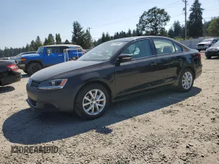 2011 Volkswagen Jetta SE with VIN 3VWDZ7AJ1BM315782, listed as a Copart auction lot 66199855 with 106,725 mi miles and Clean title. Bid and sale history available at DreamBid. Image 1.