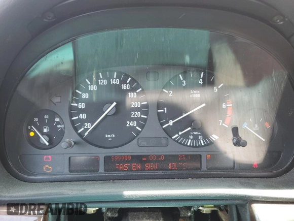 2001 BMW 7 Series 740iL with VIN WBAGH83411DP19107, listed as a Copart auction lot 61024385 with Not provided miles and Clean title. Bid and sale history available at DreamBid. Image 9.
