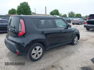 2016 Kia Soul z VIN KNDJN2A2XG7370231, wystawiony jako IAAI lot #42343540 z przebiegiem 113 043 mil mil oraz . Historia ofert i sprzedaży dostępna na DreamBid. Obrazek 4.