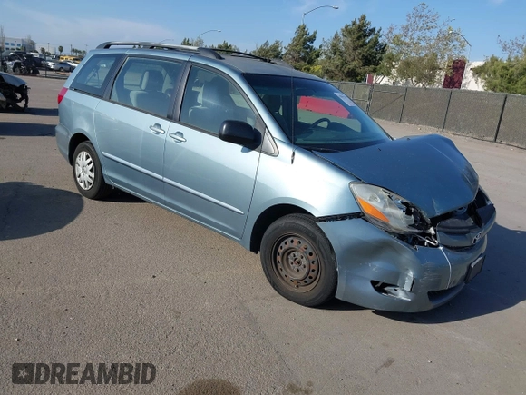 2009 Toyota Sienna CE with VIN 5TDZK23C19S268830, listed as a IAAI auction lot 42032259 with 113,596 mi miles. Bid and sale history available at carsss.com. Image 1.