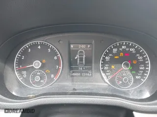 2013 Volkswagen Passat SE with VIN 1VWBP7A39DC070202, listed as a IAAI auction lot 41555860 with 149,091 mi miles. Bid and sale history available at carsss.com. Image 7.