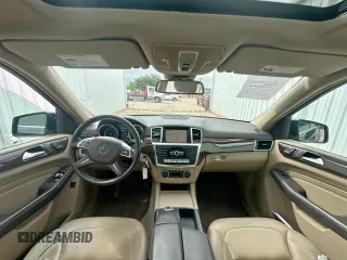 2012 Mercedes-Benz M 350 z VIN 4JGDA5HB2CA016731, wystawiony jako Copart lot #61779925 z przebiegiem 197 795 mil mil oraz Czysty tytuł • Clean title. Historia ofert i sprzedaży dostępna na DreamBid. Obrazek 9.