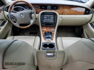 2006 Jaguar XJ Vanden Plas with VIN SAJWA82B96SH00699, listed as a Copart auction lot 55290355 with 192,937 mi miles and Clean Title. Bid and sale history available at DreamBid. Image 8.
