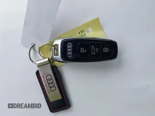 2023 Audi Q7 Premium Plus z VIN WA1LCBF71PD019481, wystawiony jako IAAI lot #42201866 z przebiegiem 23 144 mil mil oraz . Historia ofert i sprzedaży dostępna na DreamBid. Obrazek 11.