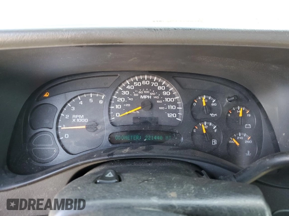2005 Chevrolet Avalanche LS with VIN 3GNEC12Z65G128462, listed as a Copart auction lot 50082935 with 221,440 mi miles and Salvage title. Bid and sale history available at DreamBid. Image 9.