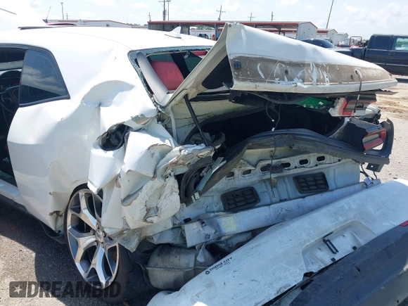2015 Dodge Challenger SXT Plus with VIN 2C3CDZBG4FH905009, listed as a IAAI auction lot 42396473 with 197,459 mi miles and . Bid and sale history available at DreamBid. Image 6.